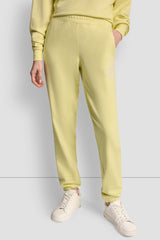 COLLEGIATE MEDALLION HIGH-RISE LOGO RELAXED JOGGER