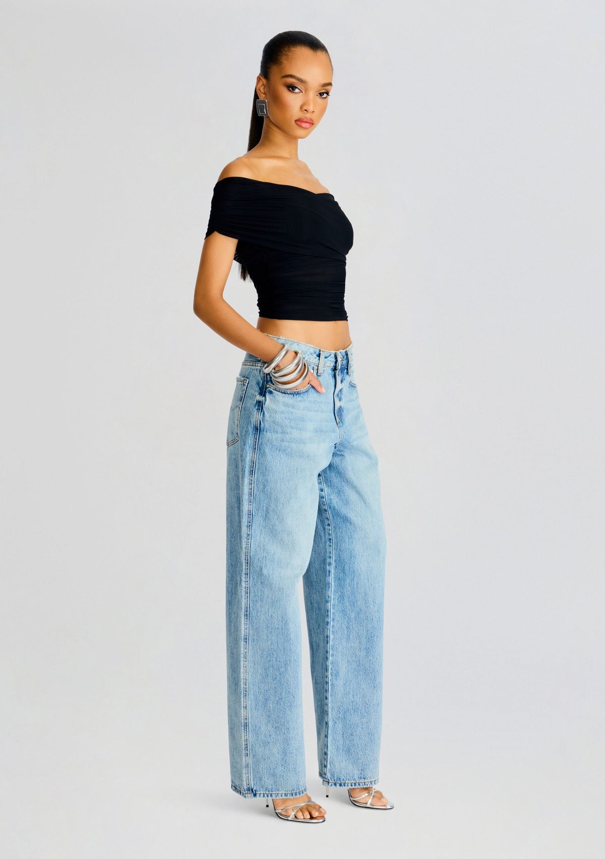 Cyrus Mid Rise Boyfriend Jean