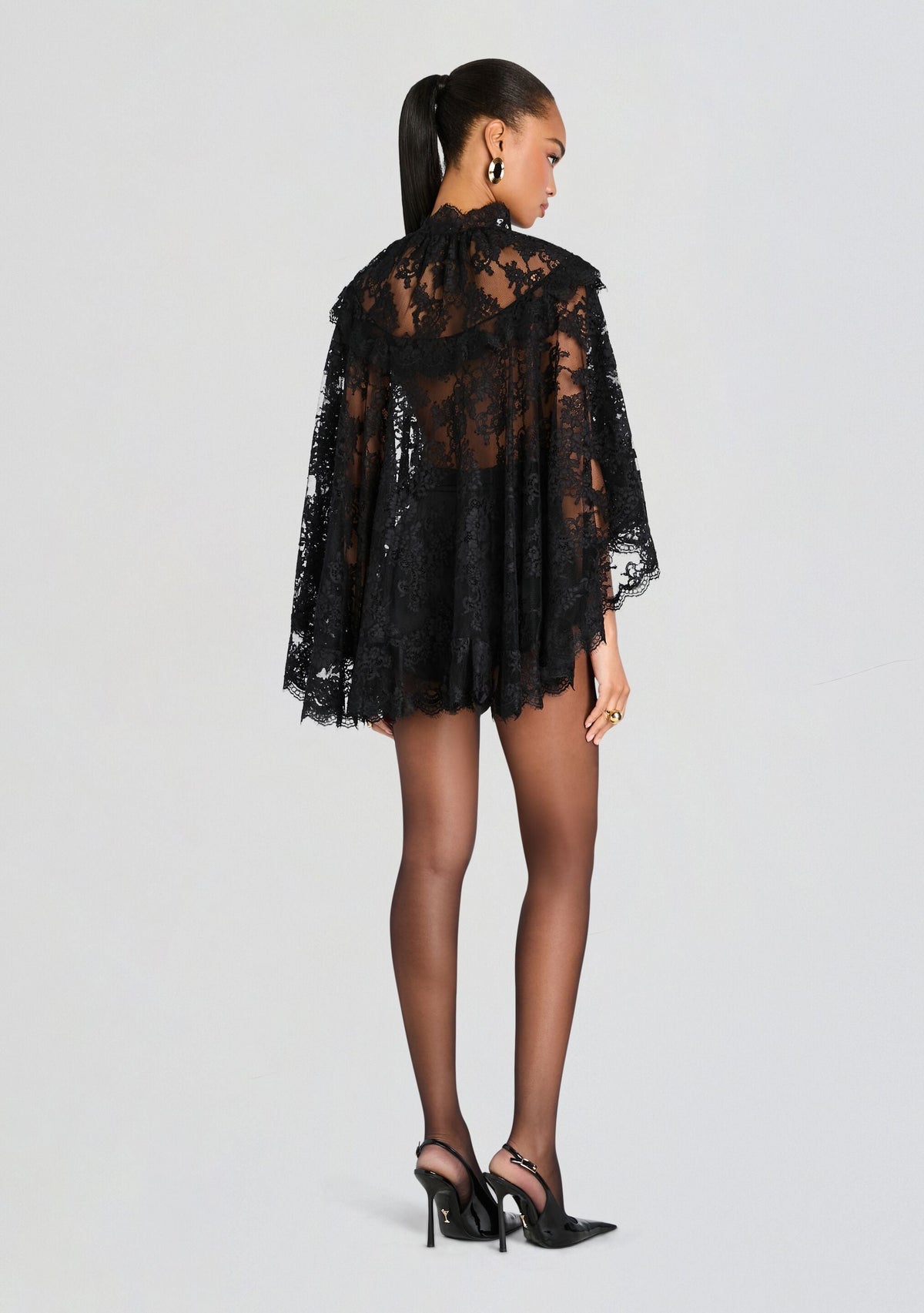Margarita Lace Cape