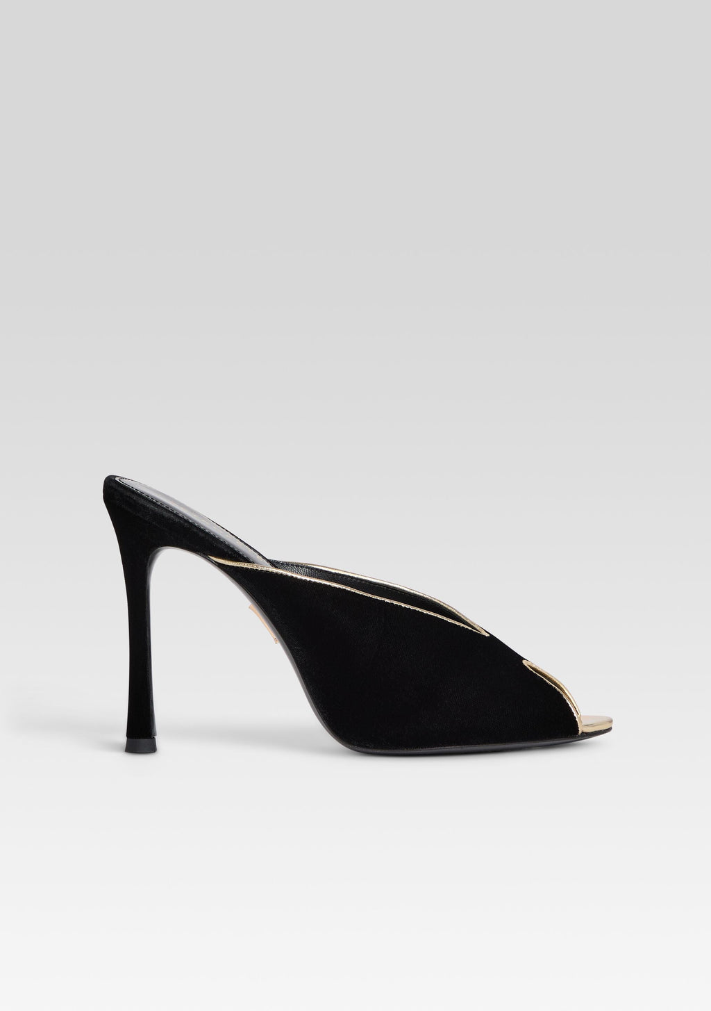 Ava Mule