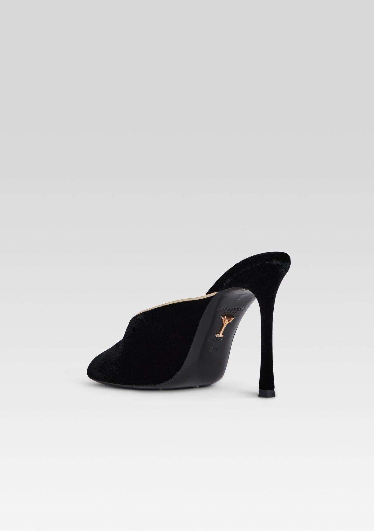 Ava Mule