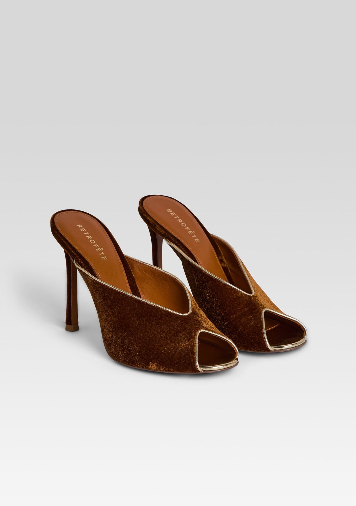 Ava Mule