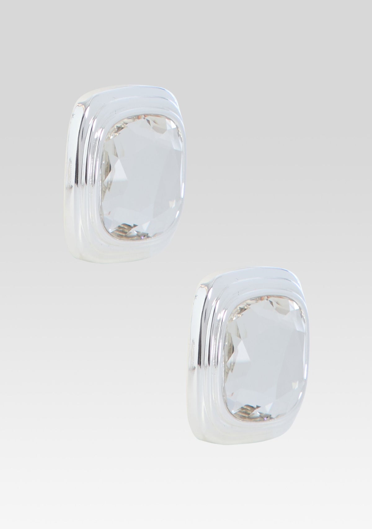 Clive Earring