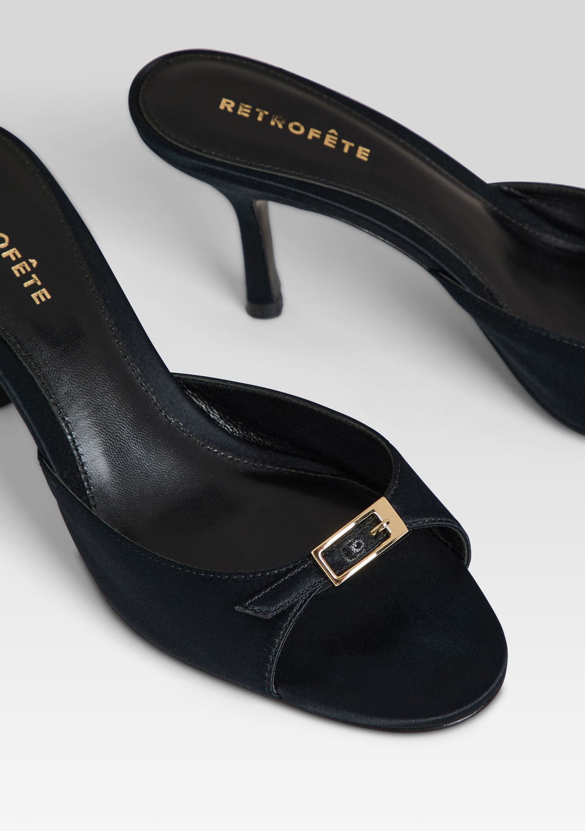Fernanda Sandal