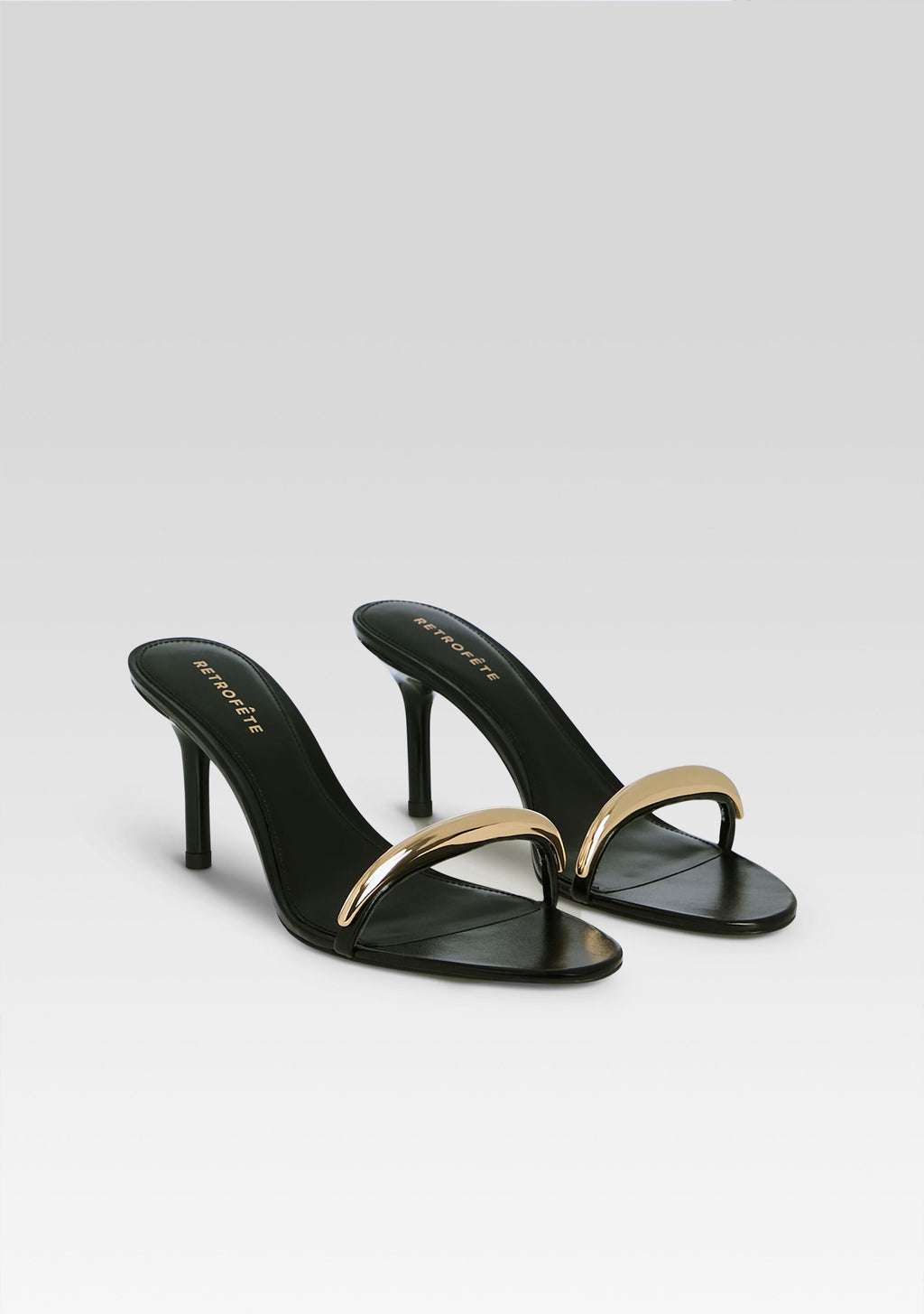 Karli Sandal