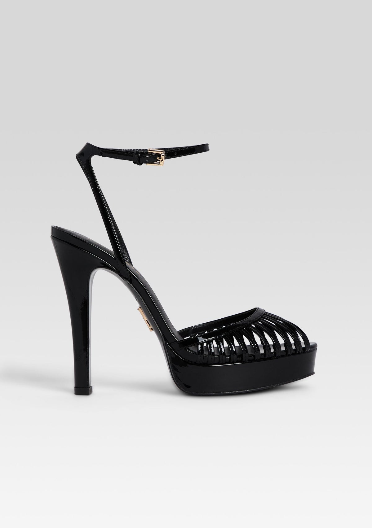 Manolia Platform Sandal