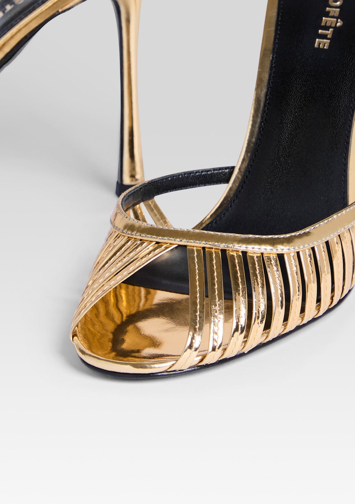 Allistair Sandal