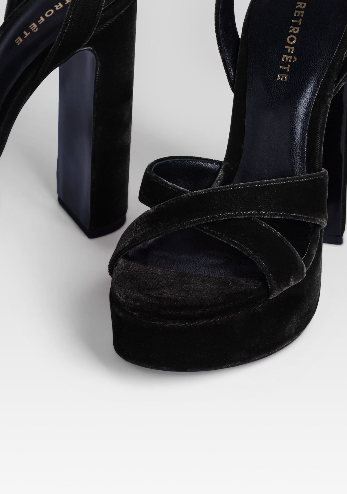 Melodia Platform Sandal