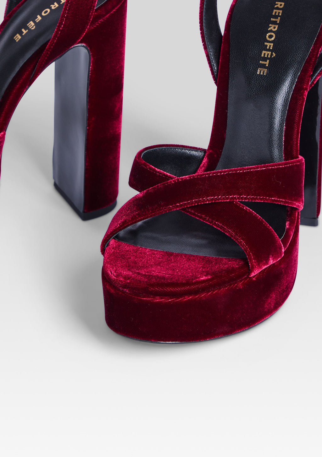 Melodia Platform Sandal